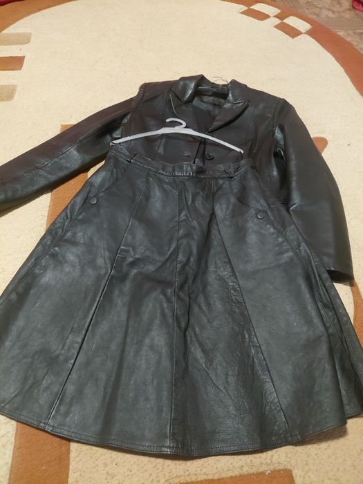 Жакет шкіряний 42р.