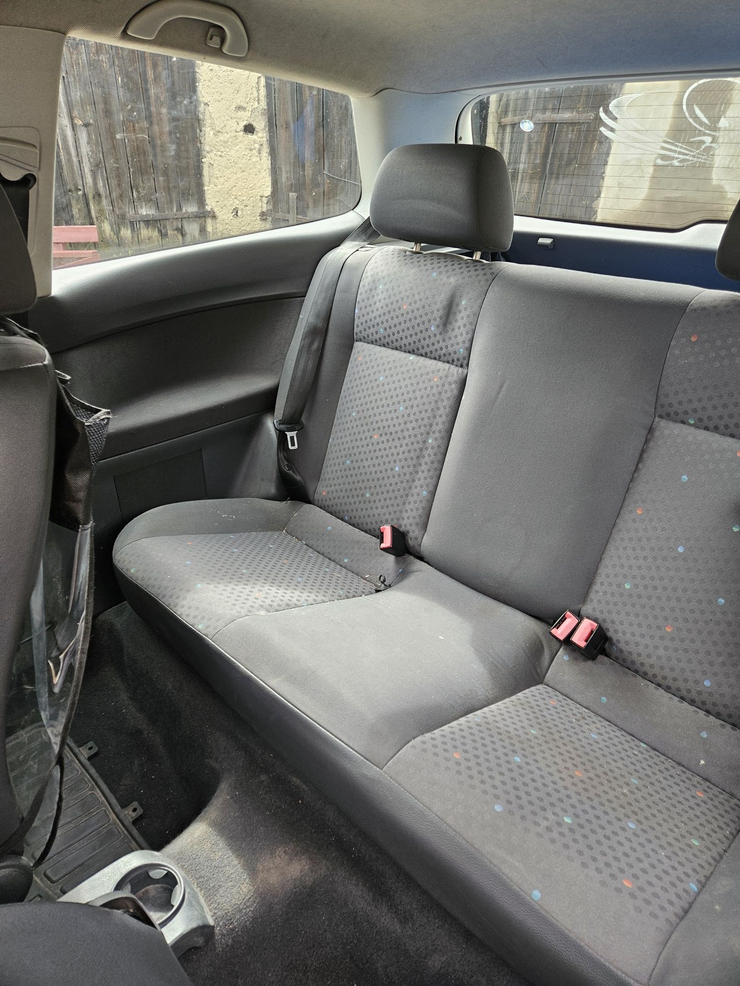Volkswagen Polo 1.4 16v używany przez kobietę