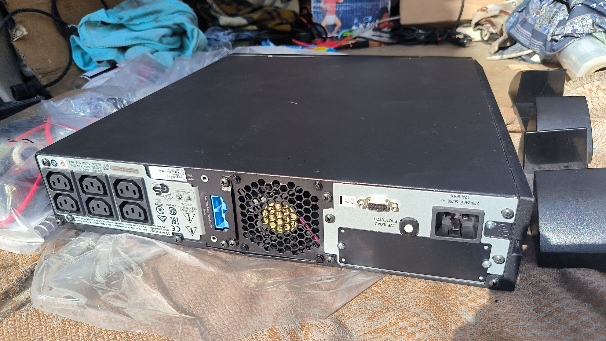 Бесперебійники APC Smart-UPS RT 2000  SURT2000XLI нові