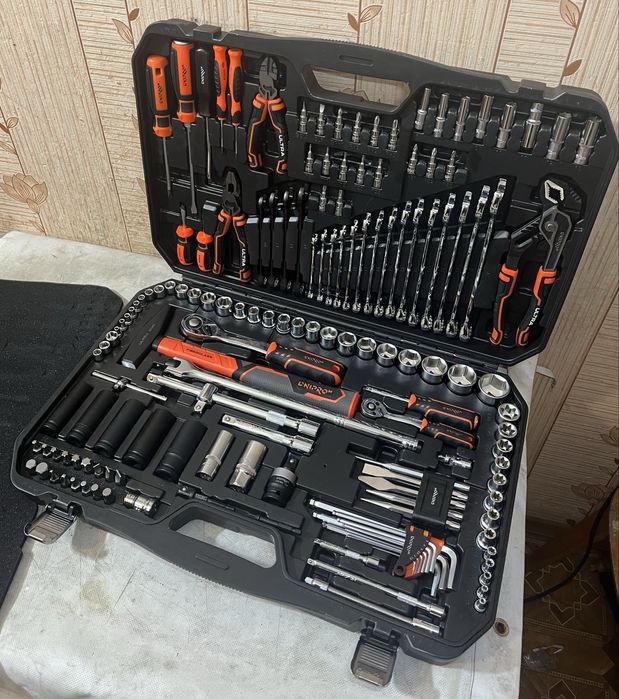 Набір інструментів → Dnipro-M ULTRA на 150 предметів | НОВИЙ !