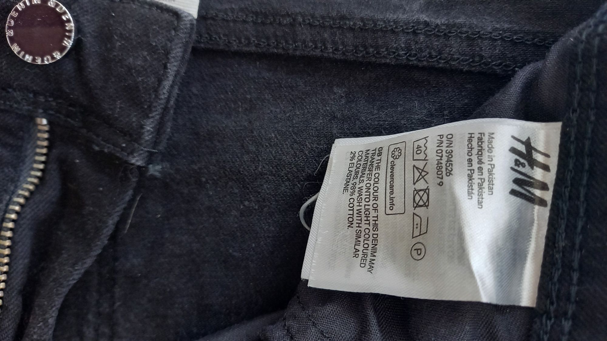 Spodnie jeans czarny H&M wysoki stan, rozszerzana nogawka