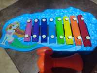Продается детский музыкальный ксилофон