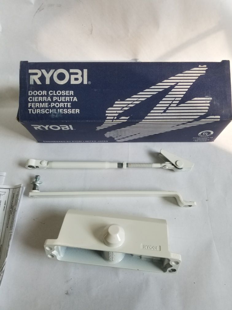 Дверной доводчик двірний дотягувач доводжувач GEZE TS2000 Ryobi  DS155