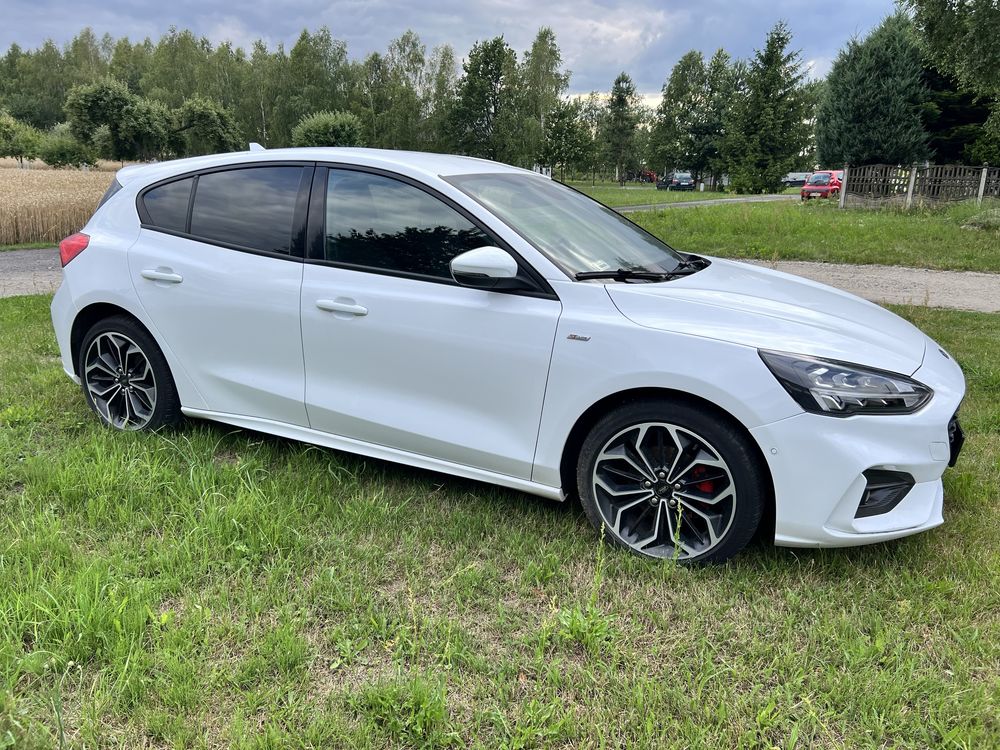 Ford Focus 1.5 Benzyna 2019r ST Line 68tys przebigu uszkodzony