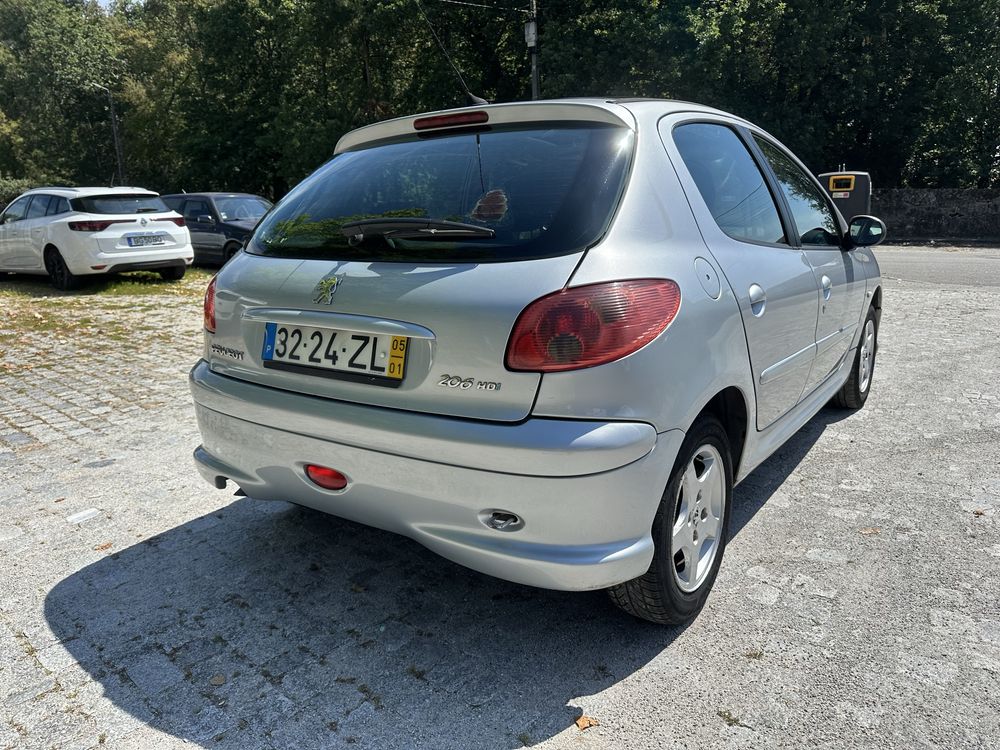 Peugeot 206 1.4 HDI BLAK & SILVER