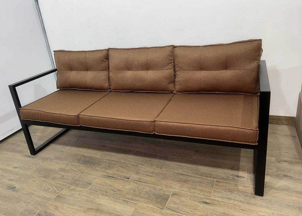 Вуличні меблі для кафе бару ресторану у стилі Лофт – метал + подушки