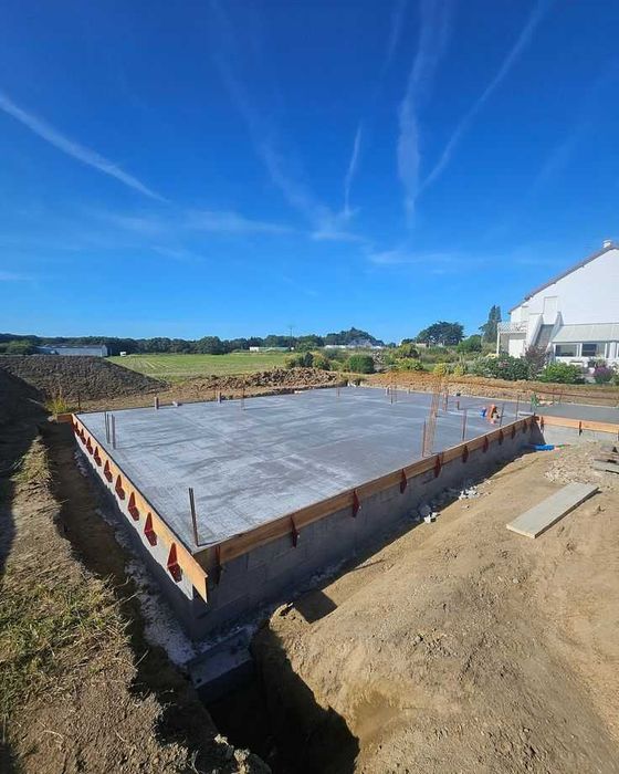 Монолитные работы Киевская область Фундамент Перекрытия Лестницы Стены