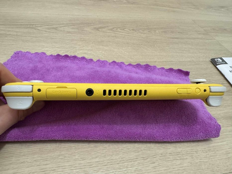 Nintendo Switch Lite komplet