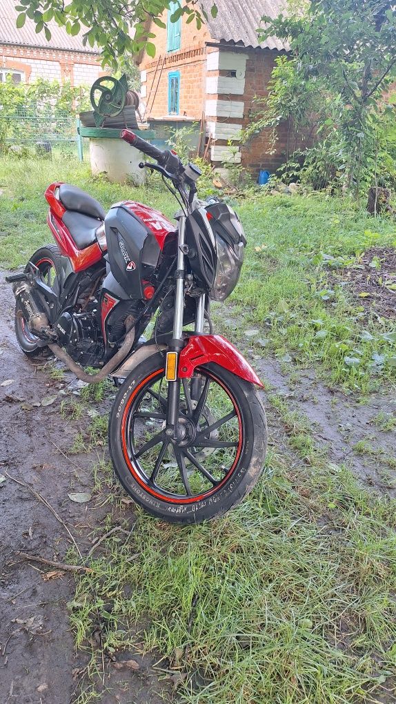 Спарк р28 200 все працює