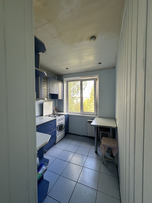 Продається тепла 2-кімнатна квартира м.Кривий Ріг , Інгулецький р-н