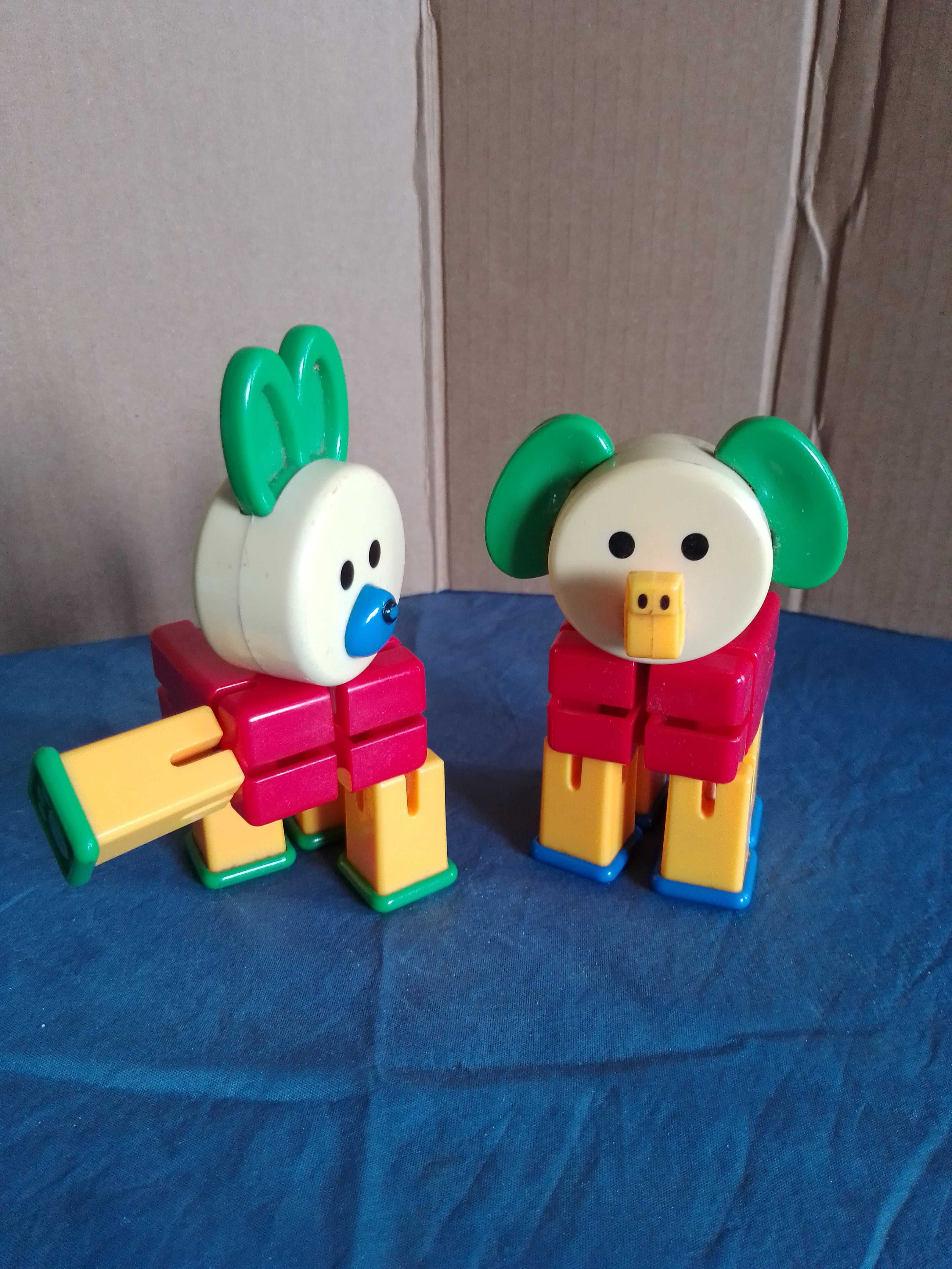 Par de bonecos articulados para crianças da Dikie Toy dos anos 90