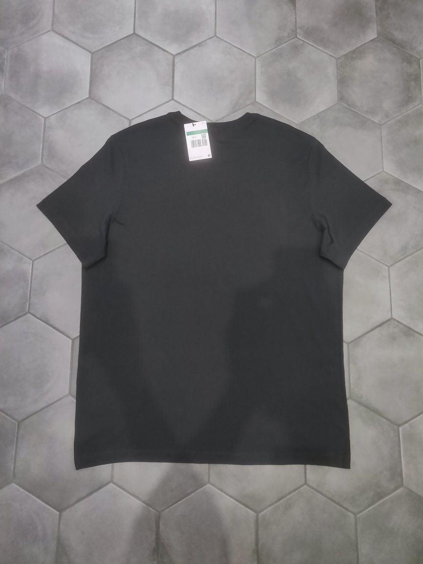 Футболка Nike Size XL Original 100% Cotton