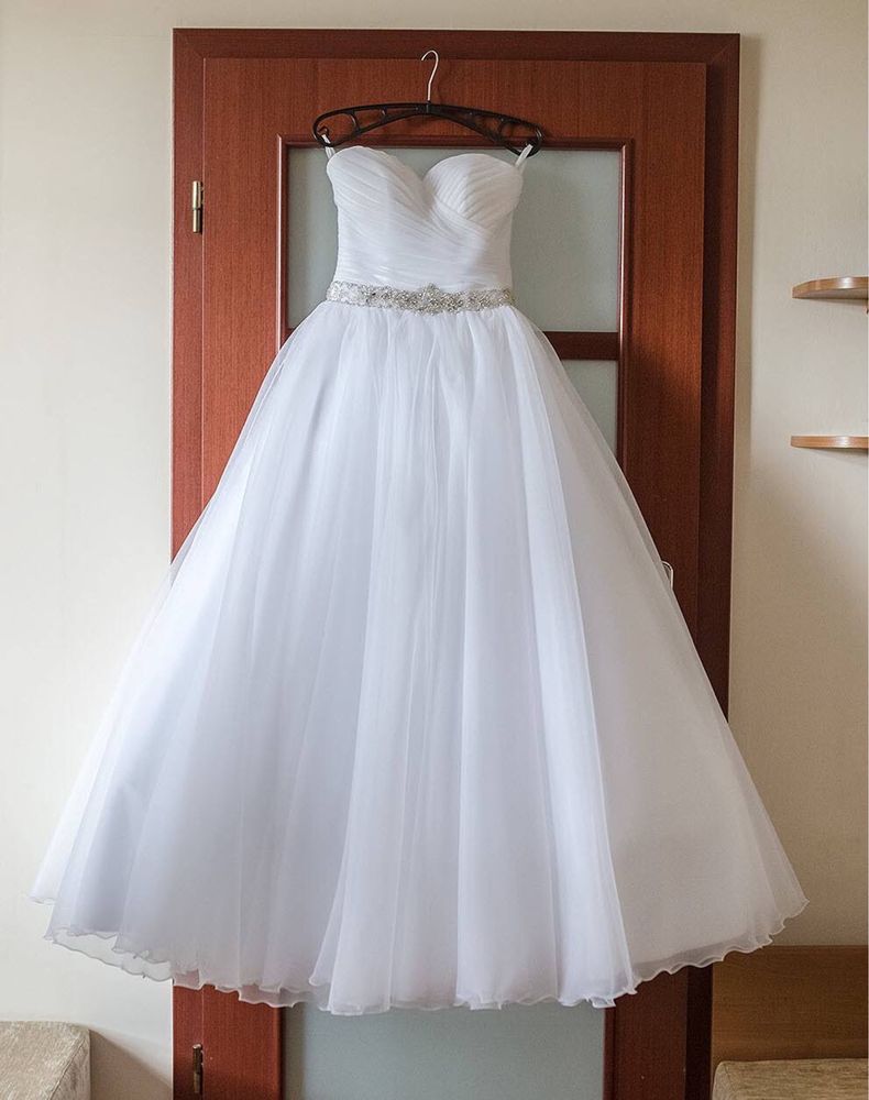 suknia ślubna księżniczka gorsetowa z halką 34 S/XS bolerko koronkowe