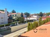 Apartamento T2 no Centro da Parede, traça antiga, recuperado