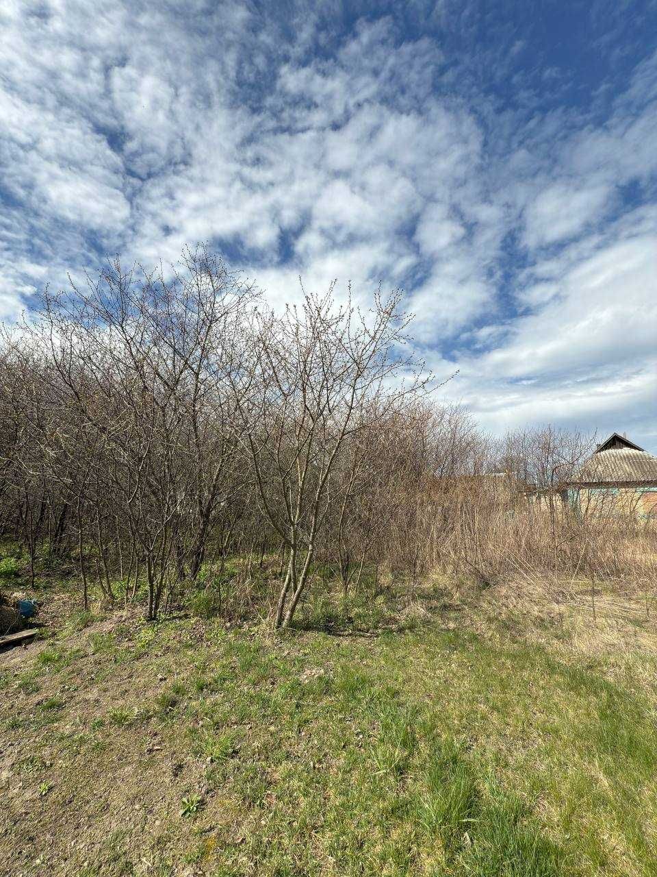 Продаж ділянки з будинком 30 соток в с.Галинка