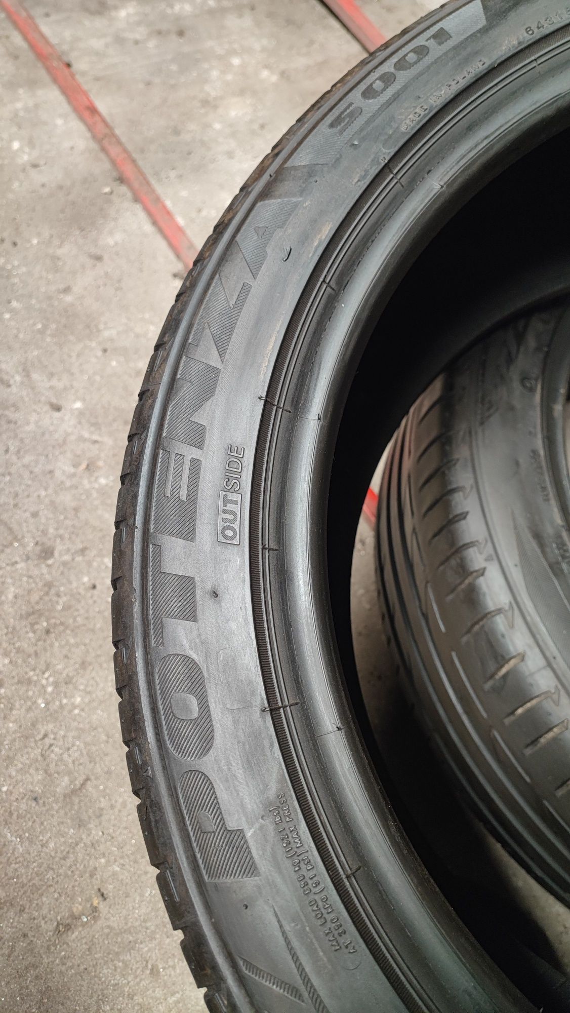 Vendo par 235/45r19 Bridgestone Potenza S001 com certeza de 80%