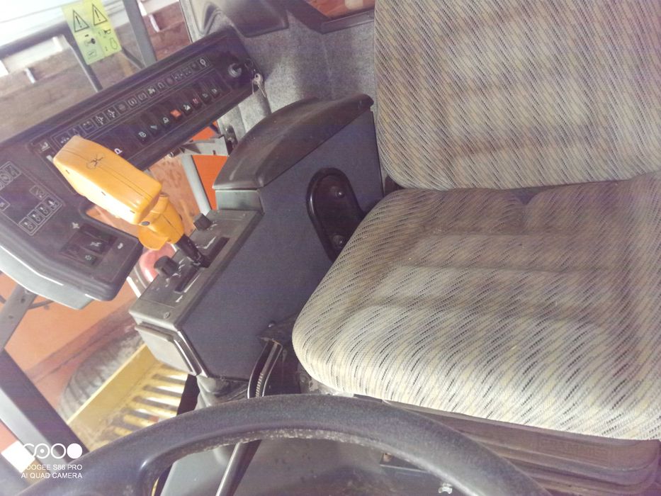 sieczkarnia NEW HOLLAND FX375