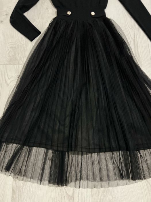 Сукня чорна С-М.