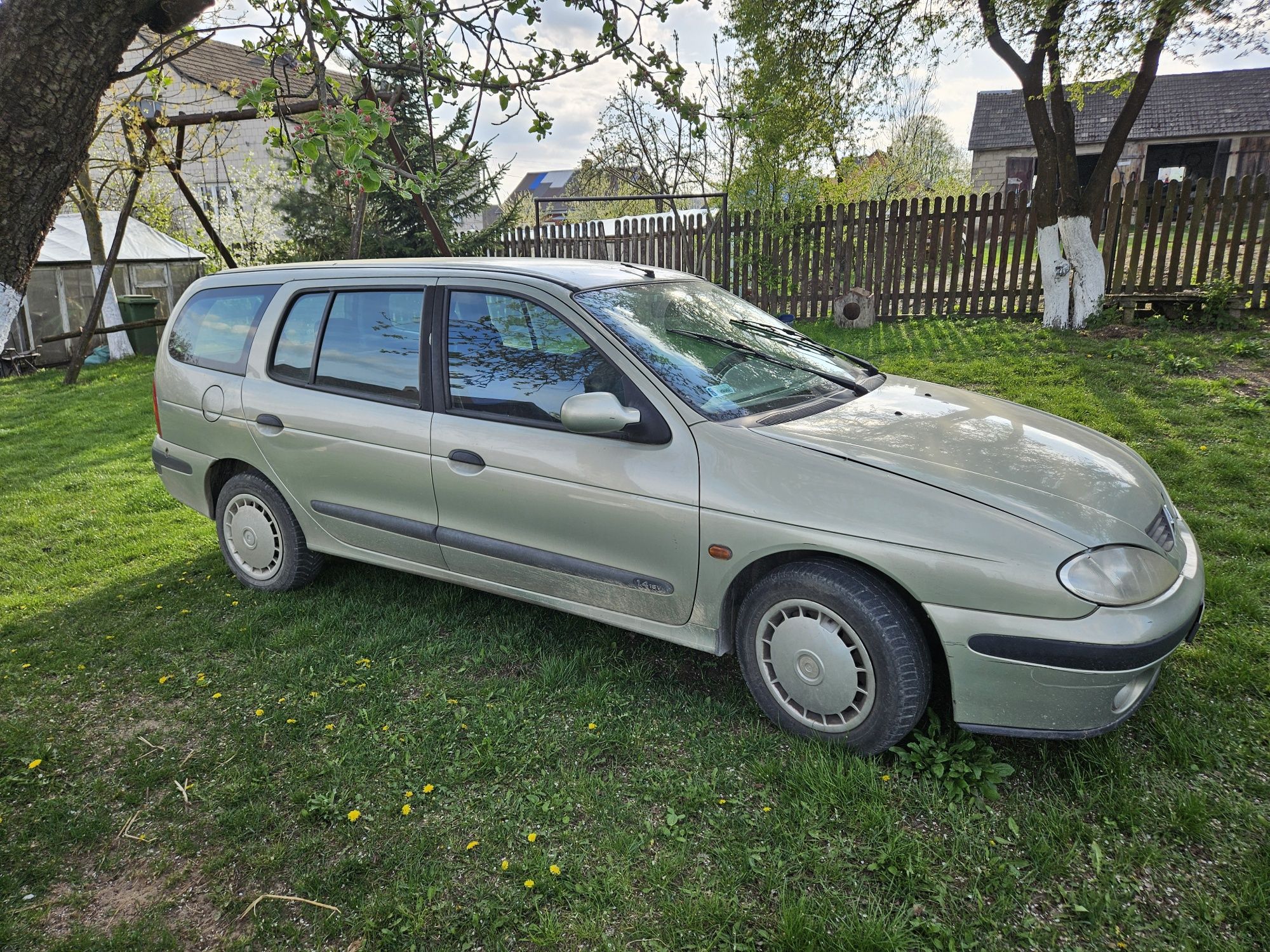 Renault Megane 1.4 16V kombi