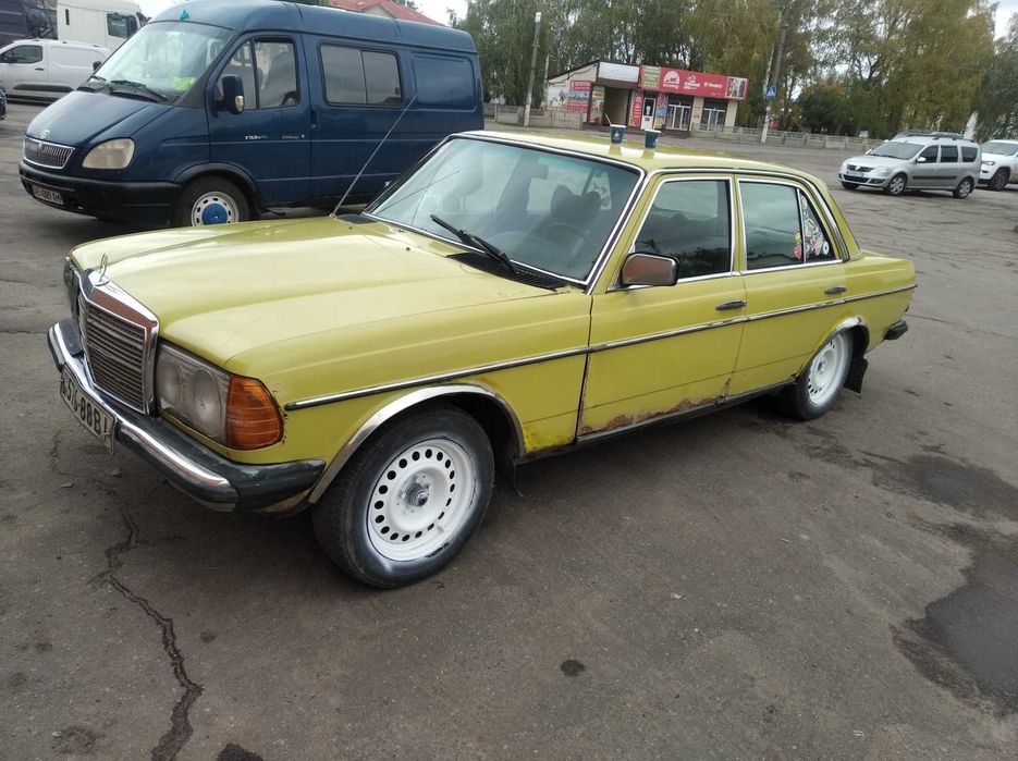 Мерседес 123 2.2 дизель