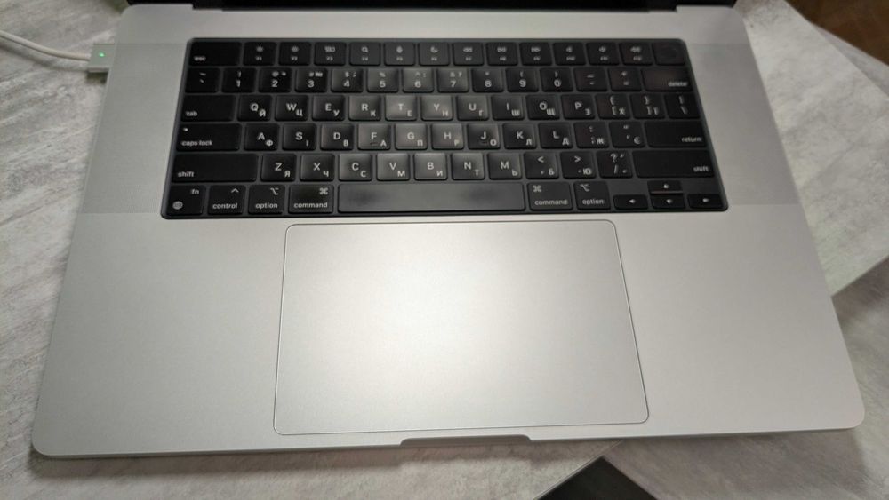 Apple MacBook Pro M3 MAX 16 48Gb RAM 1Tb Silver 16 CPU 40 GPU (MUW73)