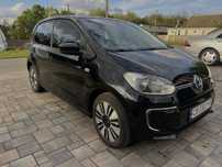 Продам автомобіль Volkswagen Up
