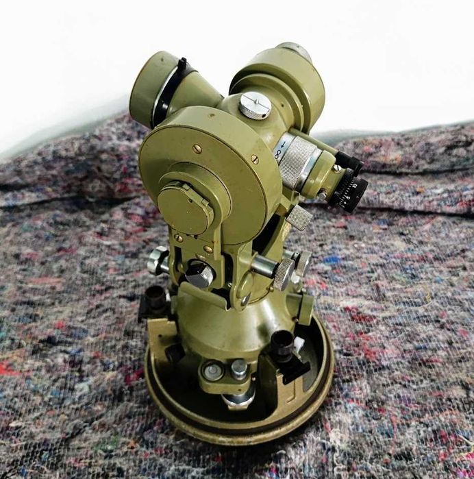 Instrumento topográfico clássico teodolito Wild T2
