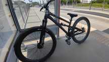 Dartmoor Shine Custom | Jak Nowy | Slopestyle | RockShox DJ Pike