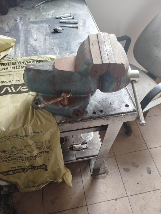 Imadło ślusarskie obrotowe YORK