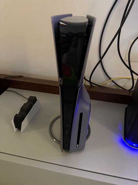 Ps5 Slim disco + Comando edge preto + Headphones + Acessórios + Jogo