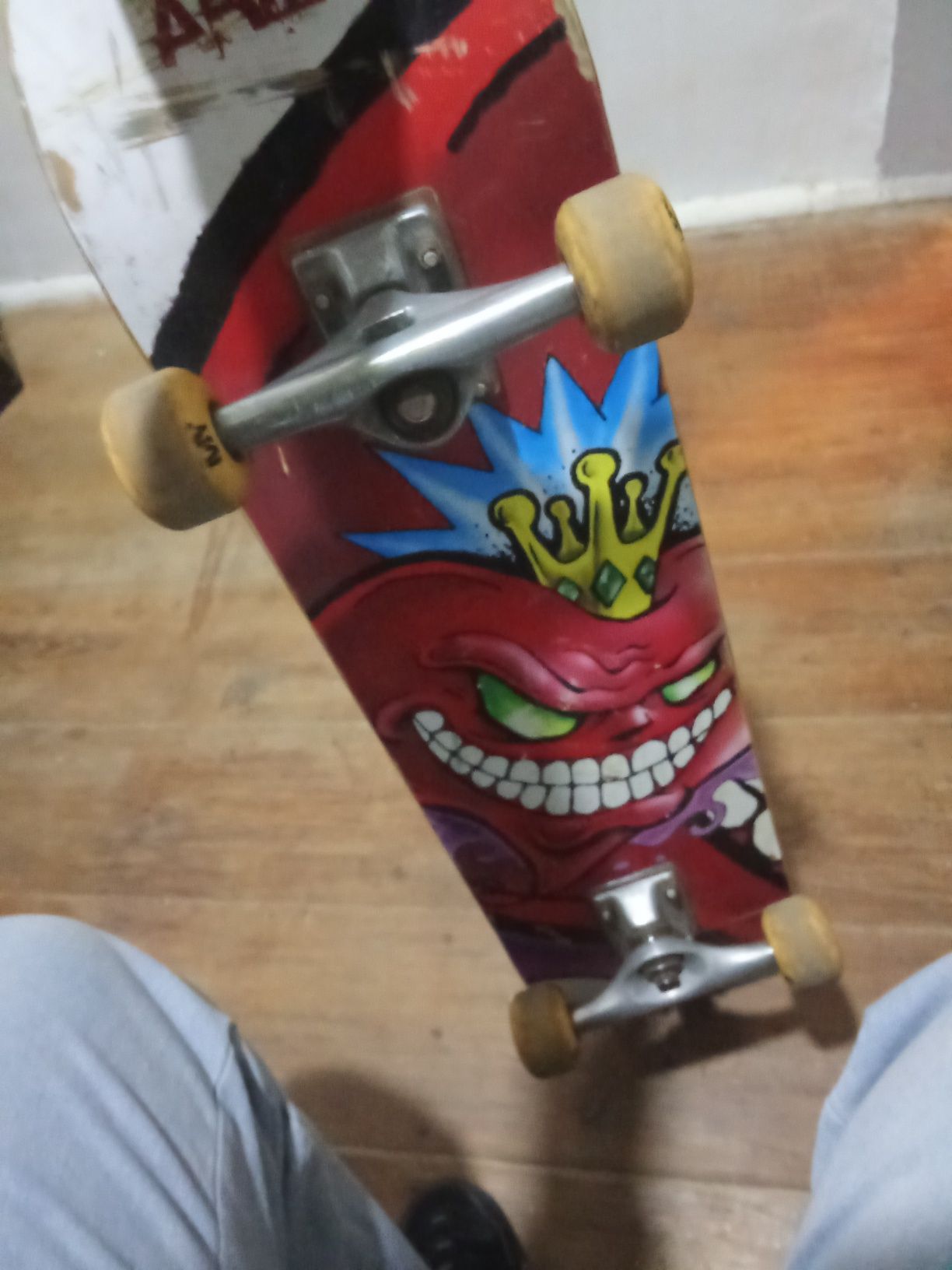 Skate de pista razoavelmente bom