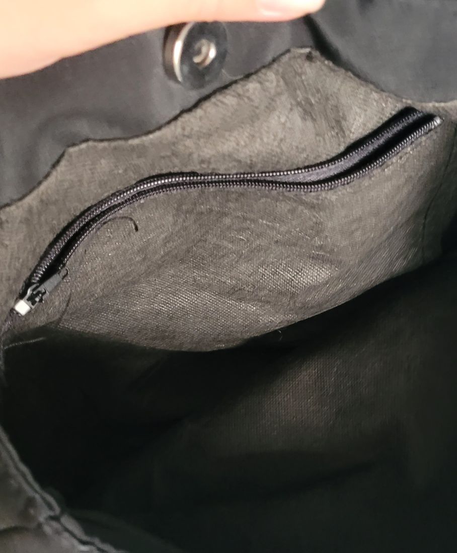 Elegancka torba damska okrągła w kolorze czarnym