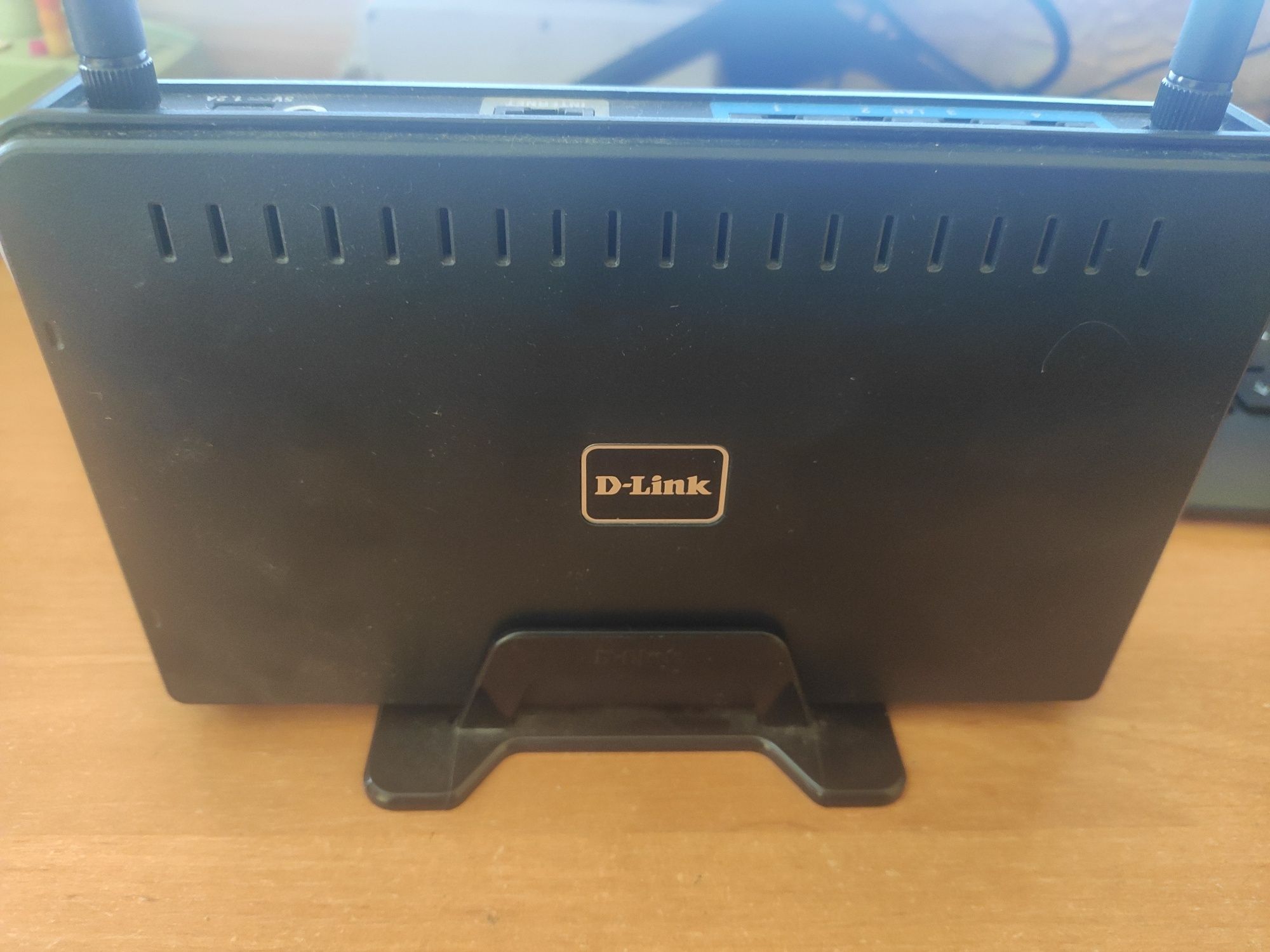 D-link Model: DIR-615