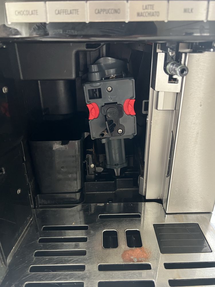 Delonghi primDonna model 6900