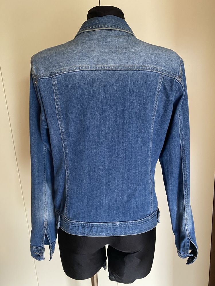 Kurtkę jeans sprzedam roz 40