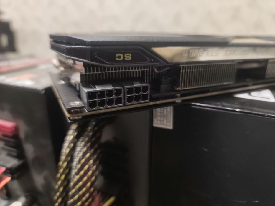 Відеокарти EVGA GeForce GTX980 TI 6Gb DDR5 HDMI,DVI,3*DP (1*8+1*6PIN)