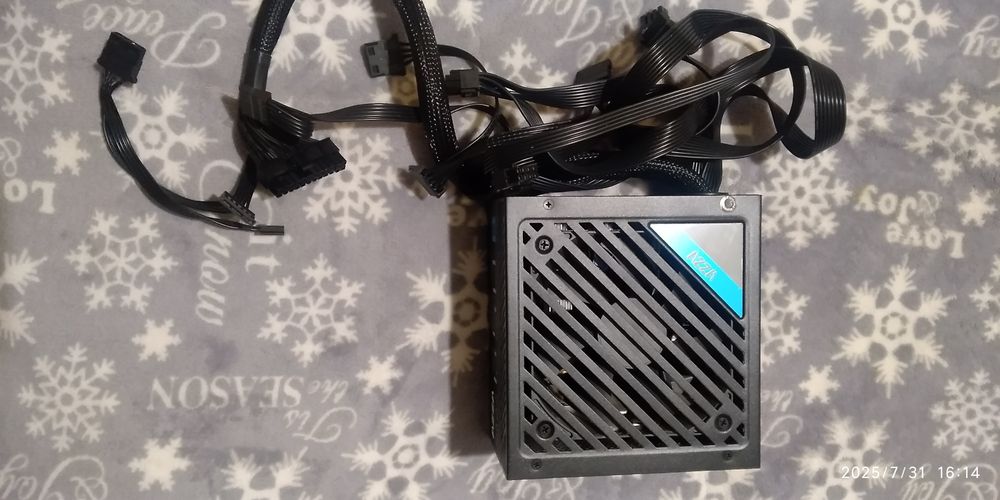 Блок питания 650w, на гарантии.
