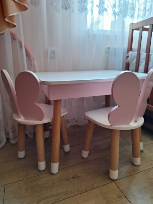Дитячий столик,з двома кріслами