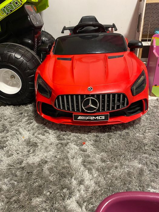 Carrinhos de criança dos 2 a 4 aninhos usado como novo