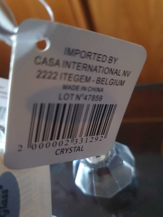 Oito (8) marcadores de lugar