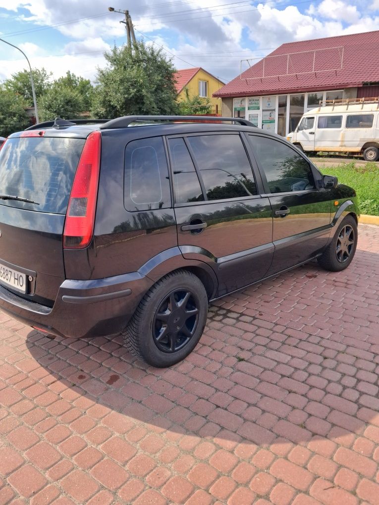 Продам авто в дуже гарному стані
