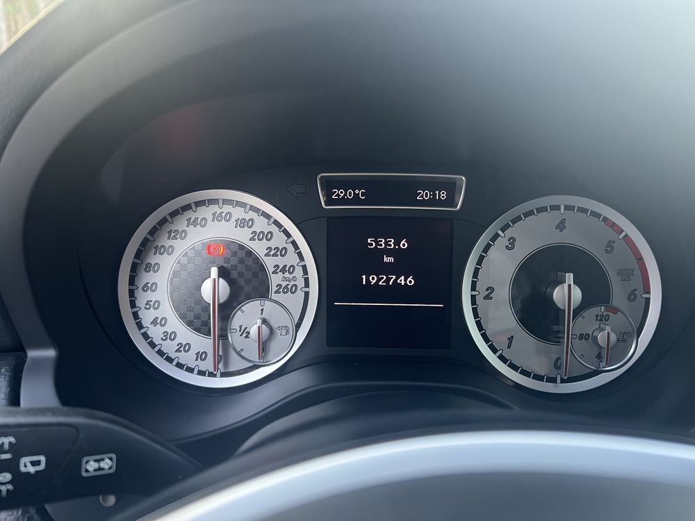 Mercedes a180d amg