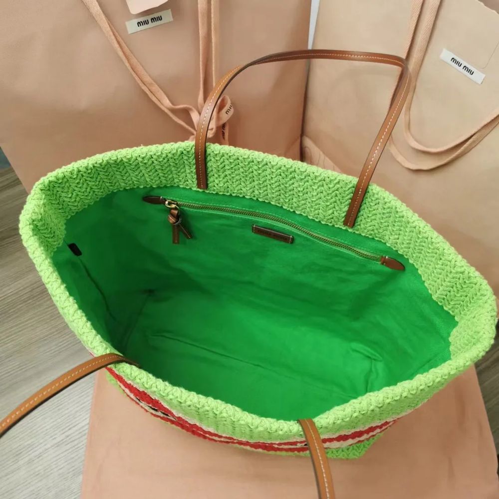 Сумка-Кроше Miu miu crochet bag солома та шкіра в кольорах 2025 тренд