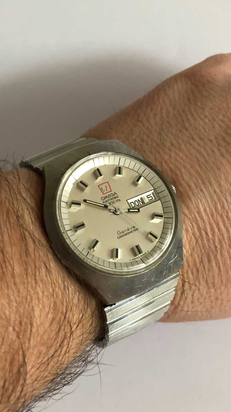 Omega Geneve Electronic F300Hz Chronometer, Day Date, 40 mm