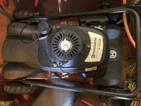 CORTA-RELVAS Husqvarna, motor HONDA R152 SVH: bom estado funcionamento