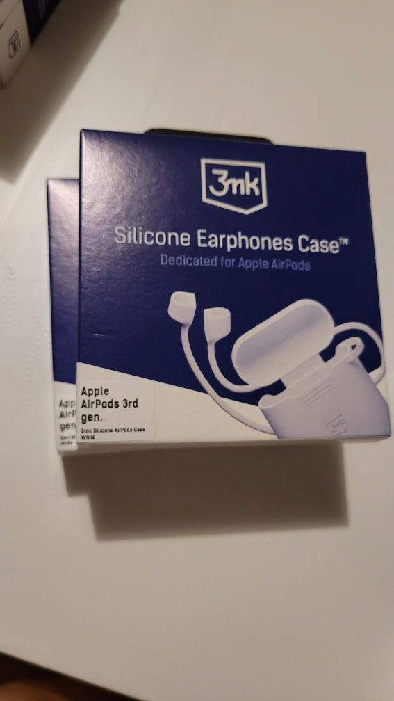 Etui na słuchawki 3MK silicone Airpods case 3rd gen. Białe