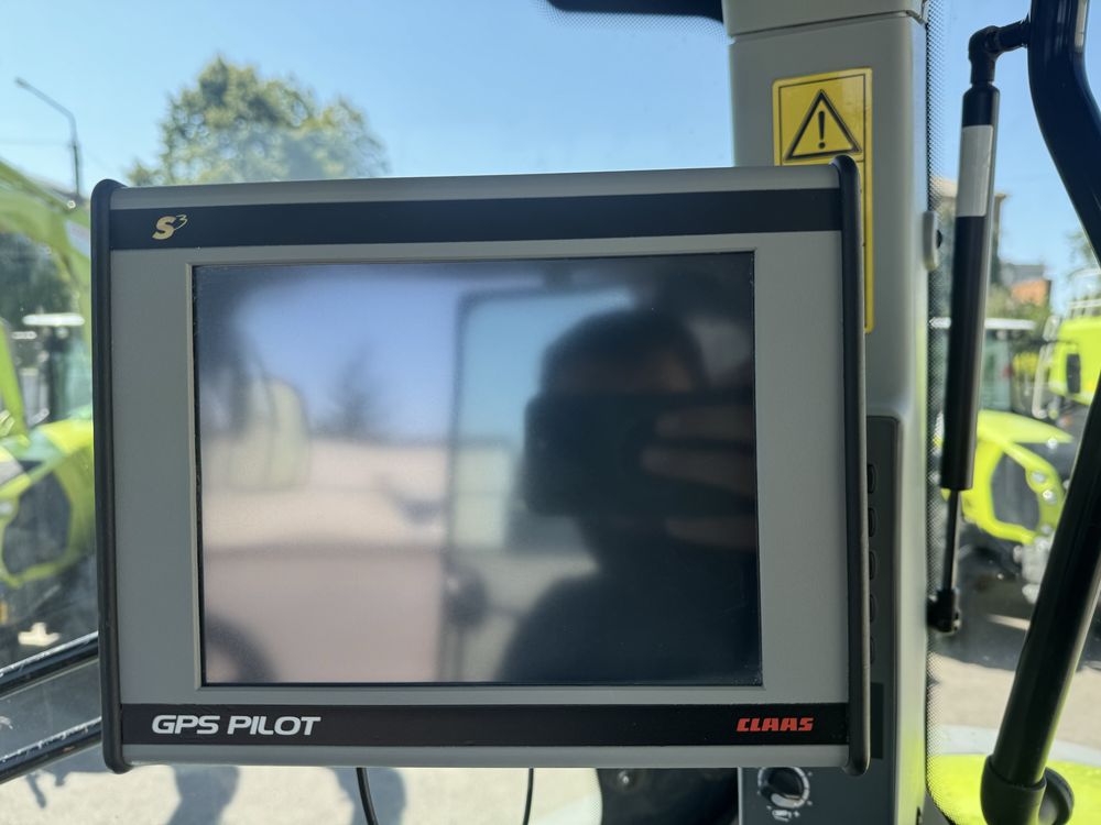 Продам трактор Claas AXION 810