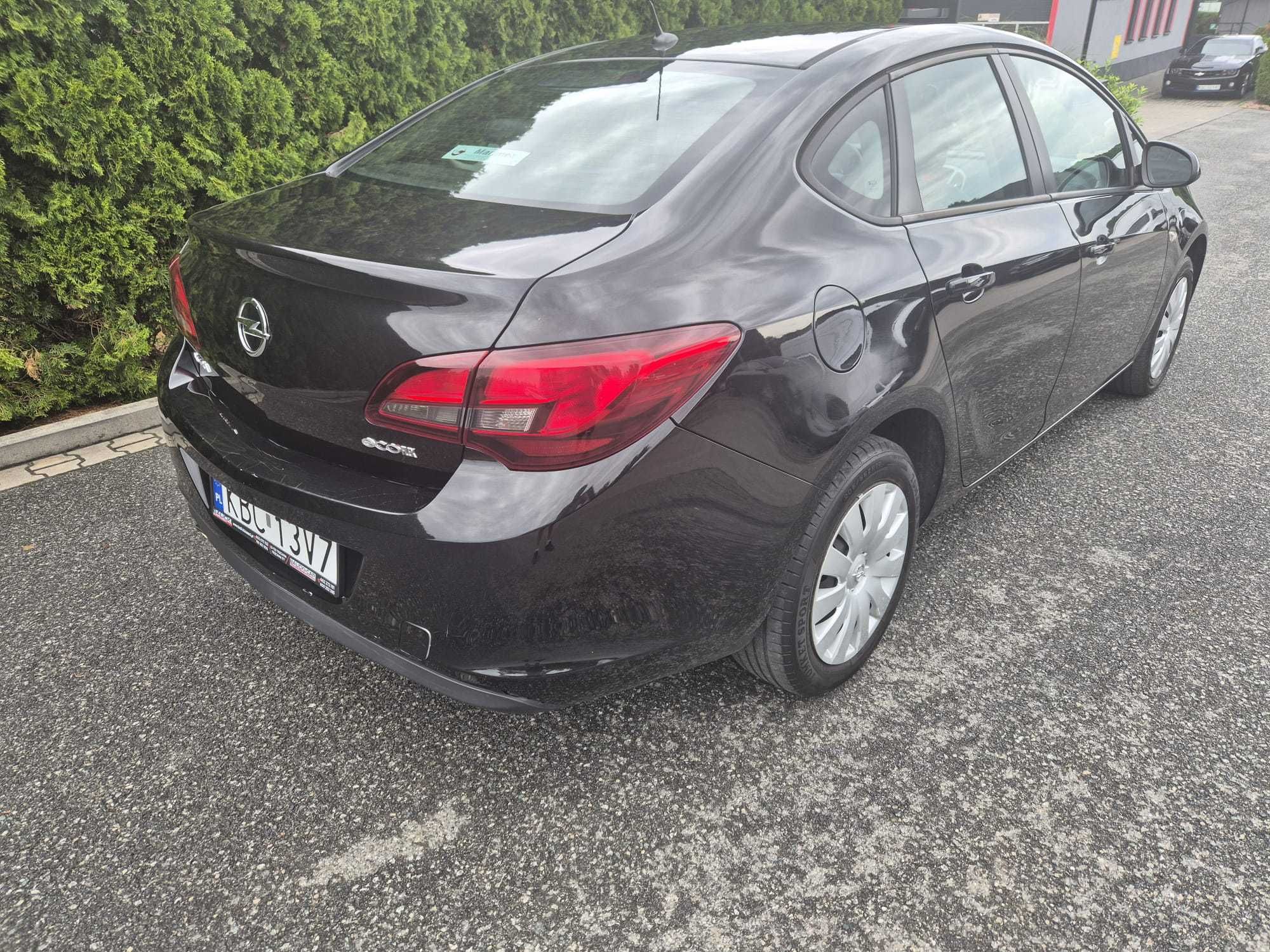 Opel Astra IV J 1.4 T LPG 2016r