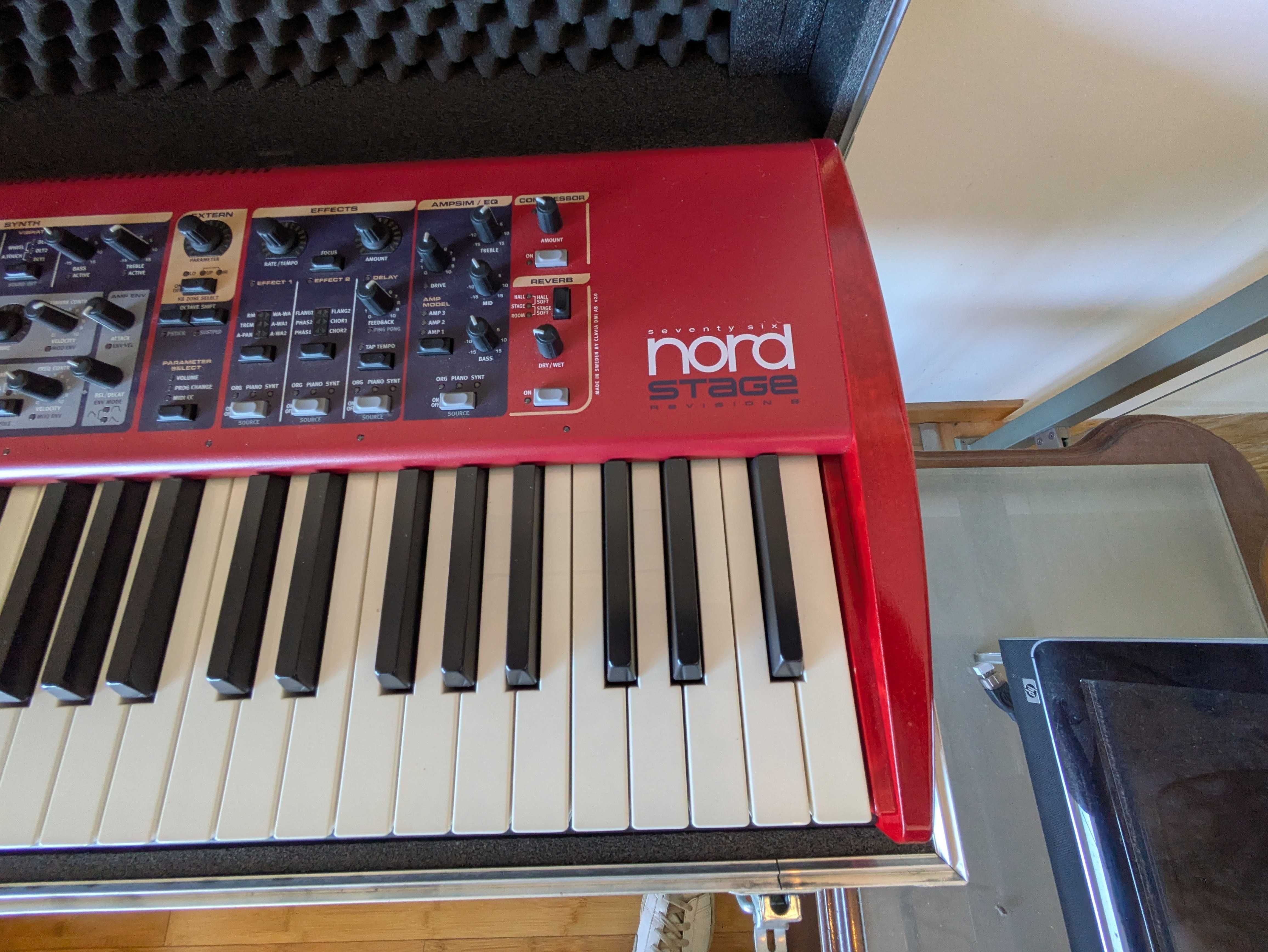 Nord Stage 76 + Hardcase Thon