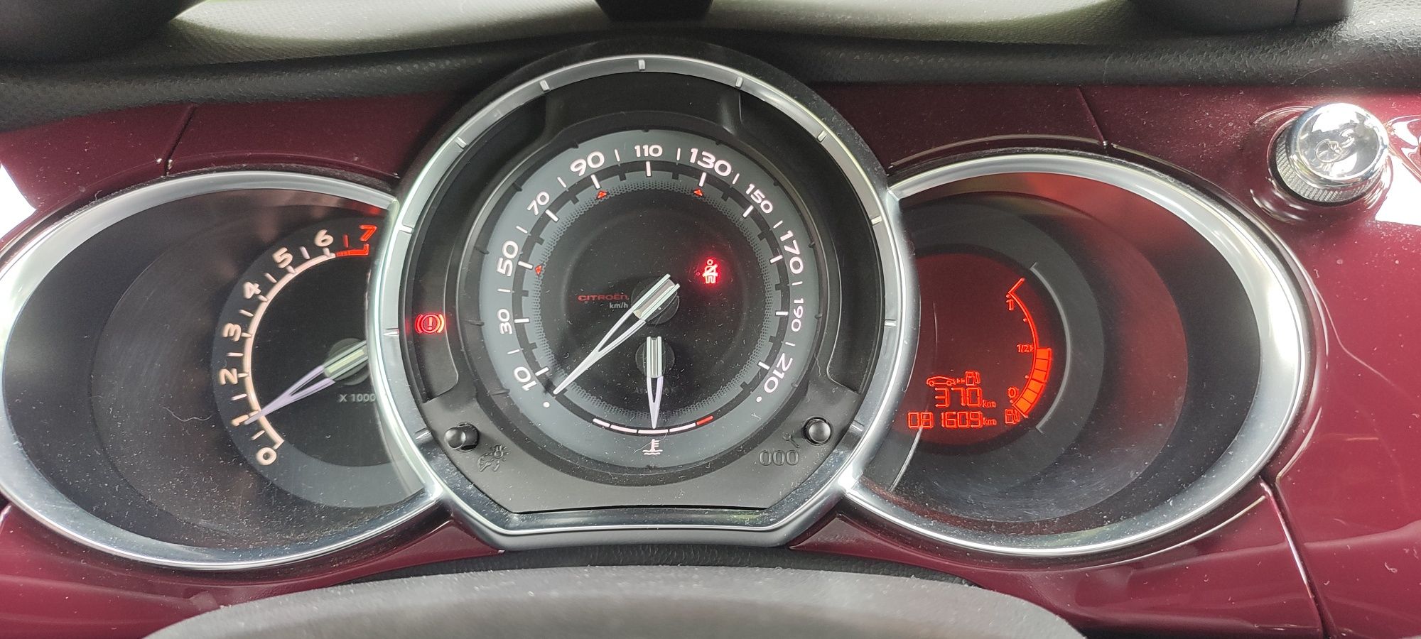 Citroen DS3 1.6 gasolina 81km nacional novo troco